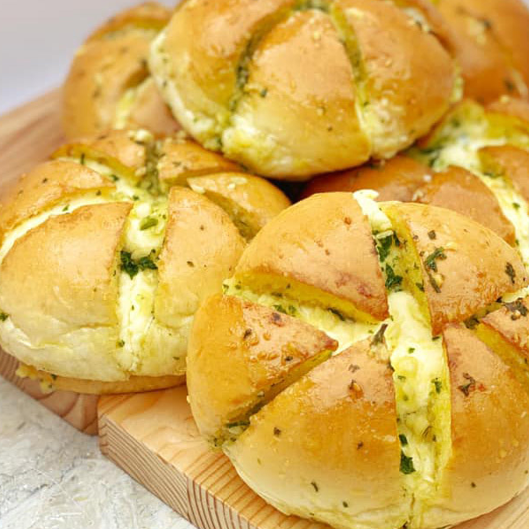 Garlic Cream Cheese Bread